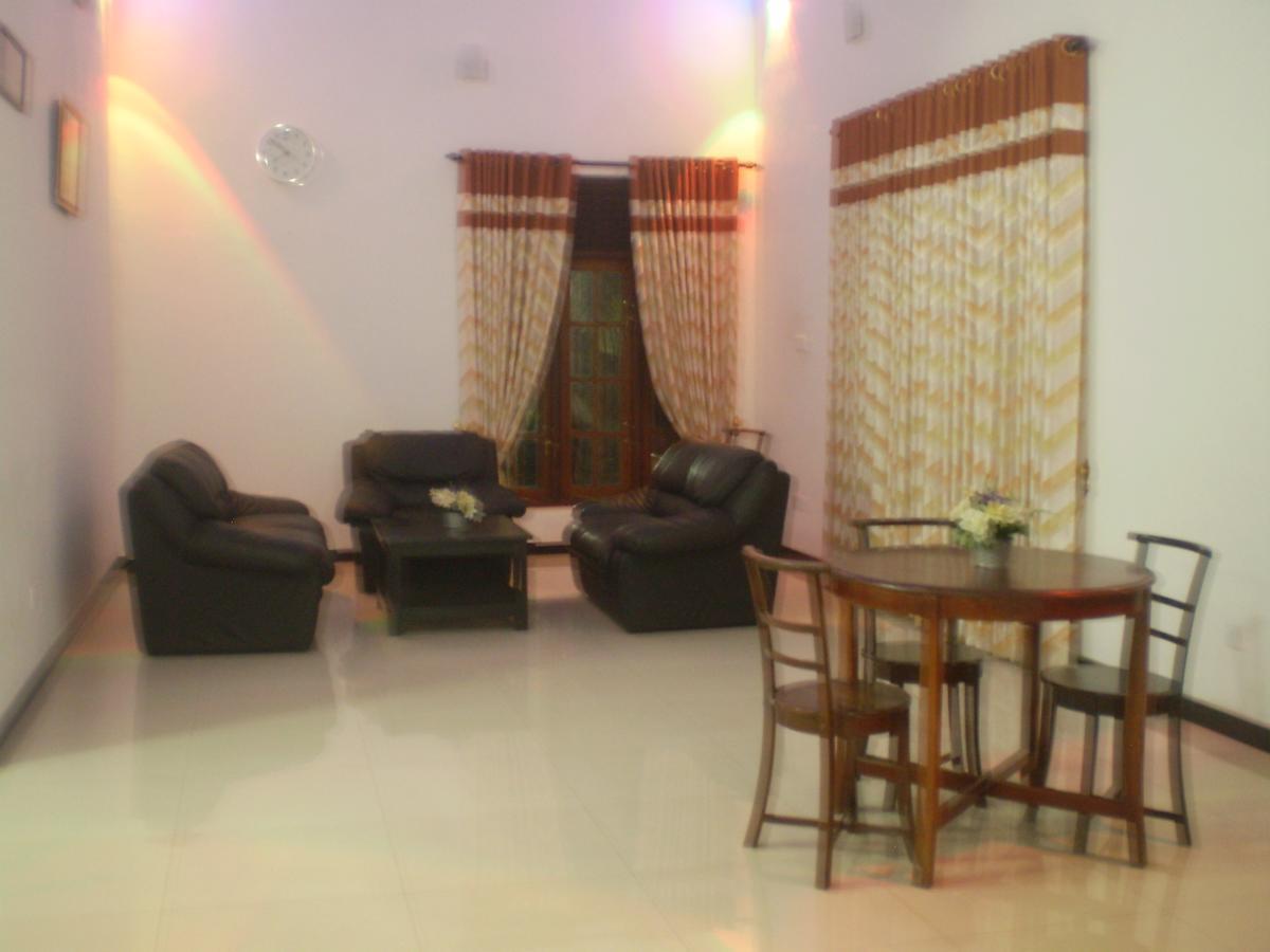 Grand Hilton Hotel Negombo Eksteriør bilde