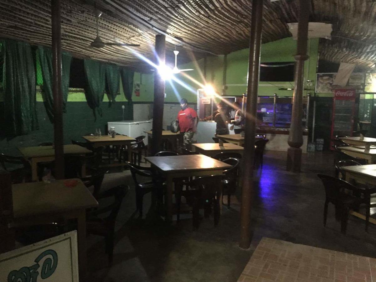 Grand Hilton Hotel Negombo Eksteriør bilde